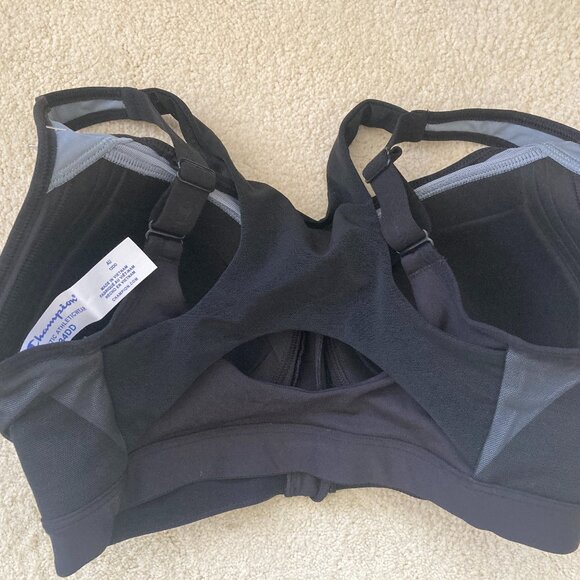 Champion Sports Bra - Picture 5 of 5